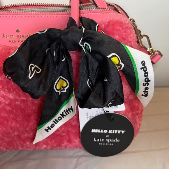 Kate Spade Pink Faux Fur Satchel with new Kate Spade hello Kitty scarf with COA - Picture 3 of 11